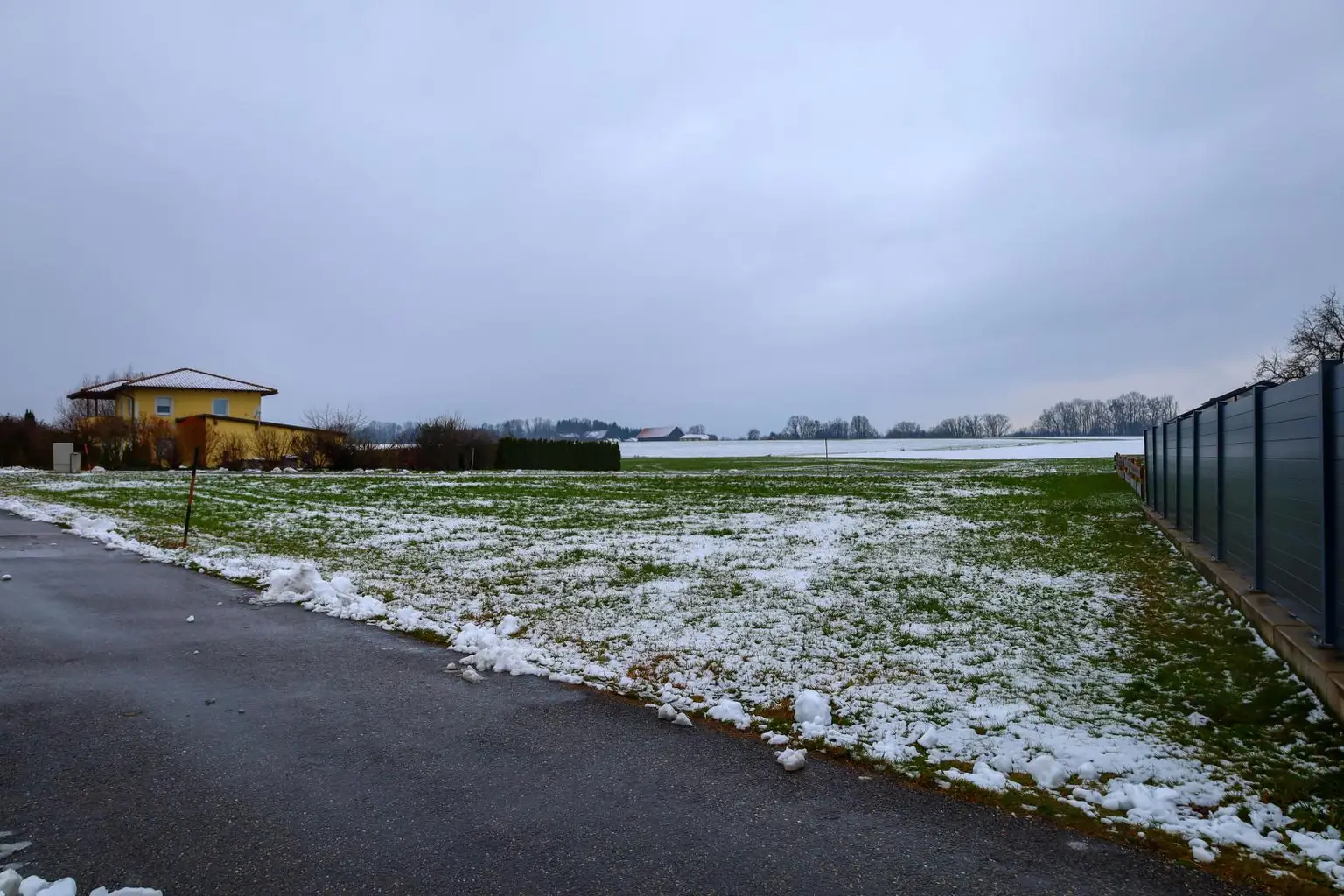 Grundstücksaufnahme 14