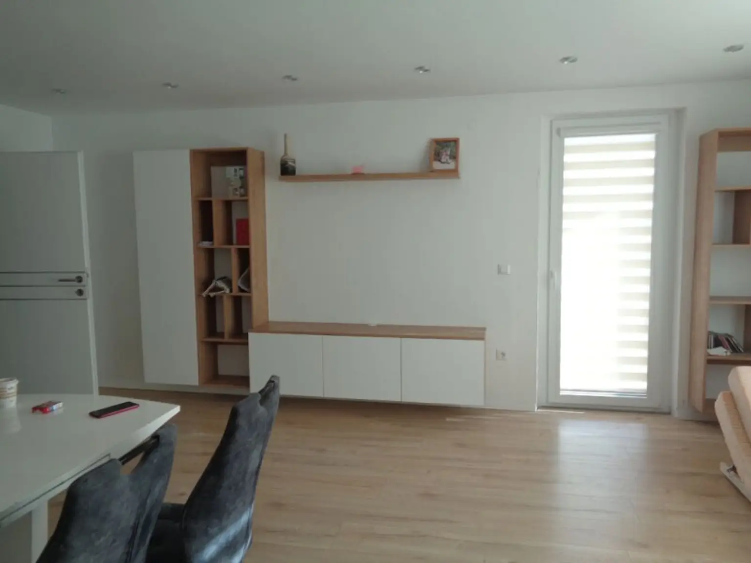 Hohenau: S-Bahn: unterkellerter Bungalow in Ruhelage
