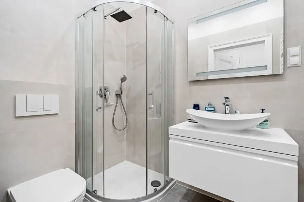 Moderne 1-Zimmer-Wohnung in 1030 Wien / sanierter Altbau