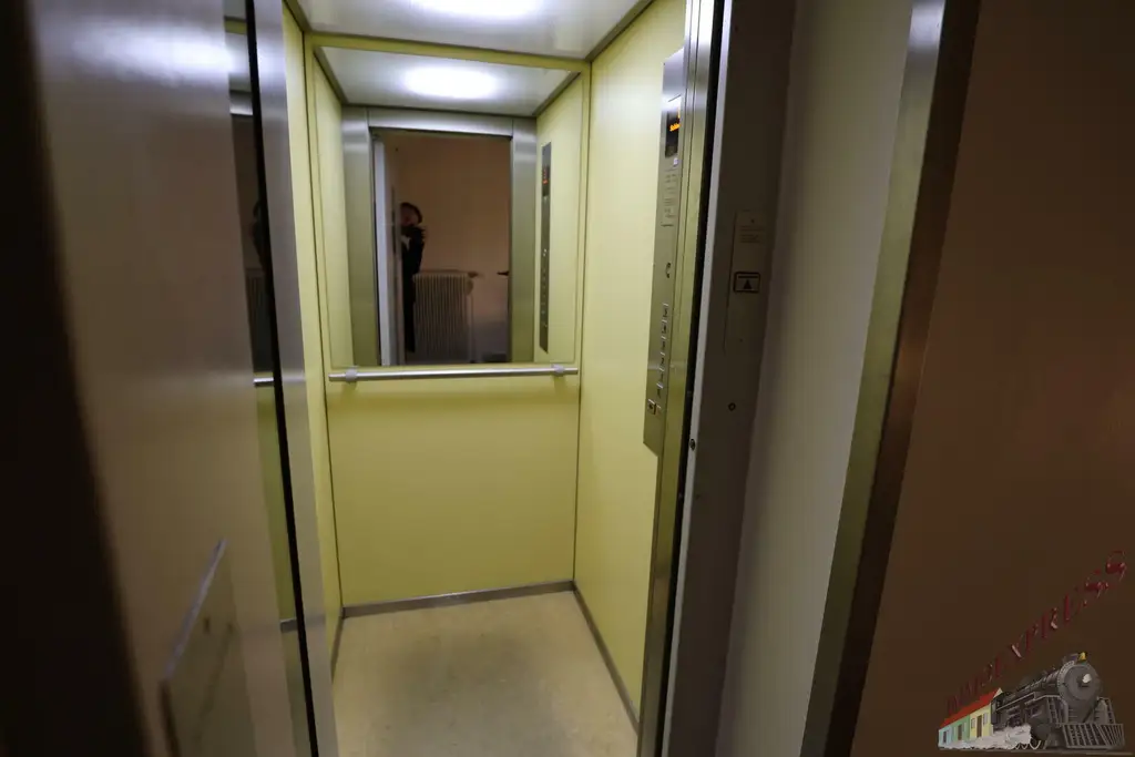 Attraktive 2-Zimmer-Wohnung Potential – ca. 60 m² Wohnfläche + Garage