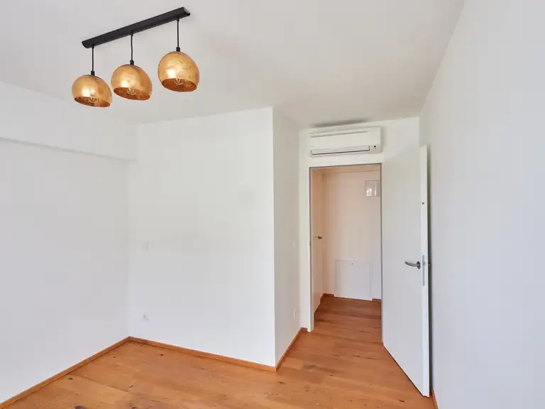 Zimmer 2 I