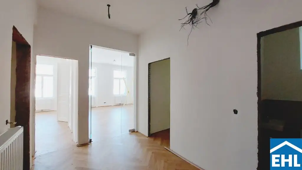 Erstbezug nach Sanierung! 2,5-Zimmer-Wohnung in Top-Lage des 6. Bezirks