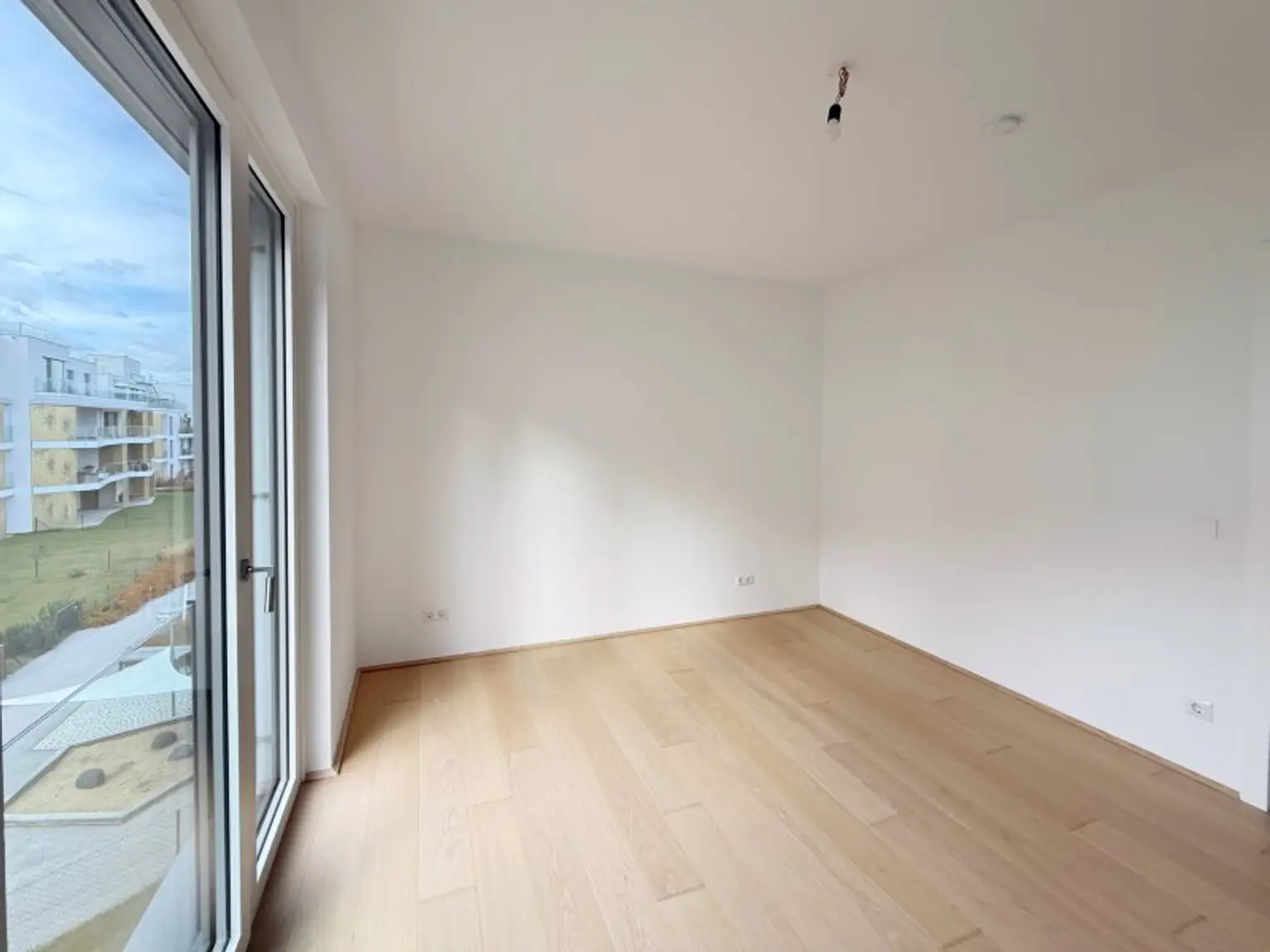 Luxuriöse Neubauwohnung zur Miete im „The Shore“ – Leben am Wasser