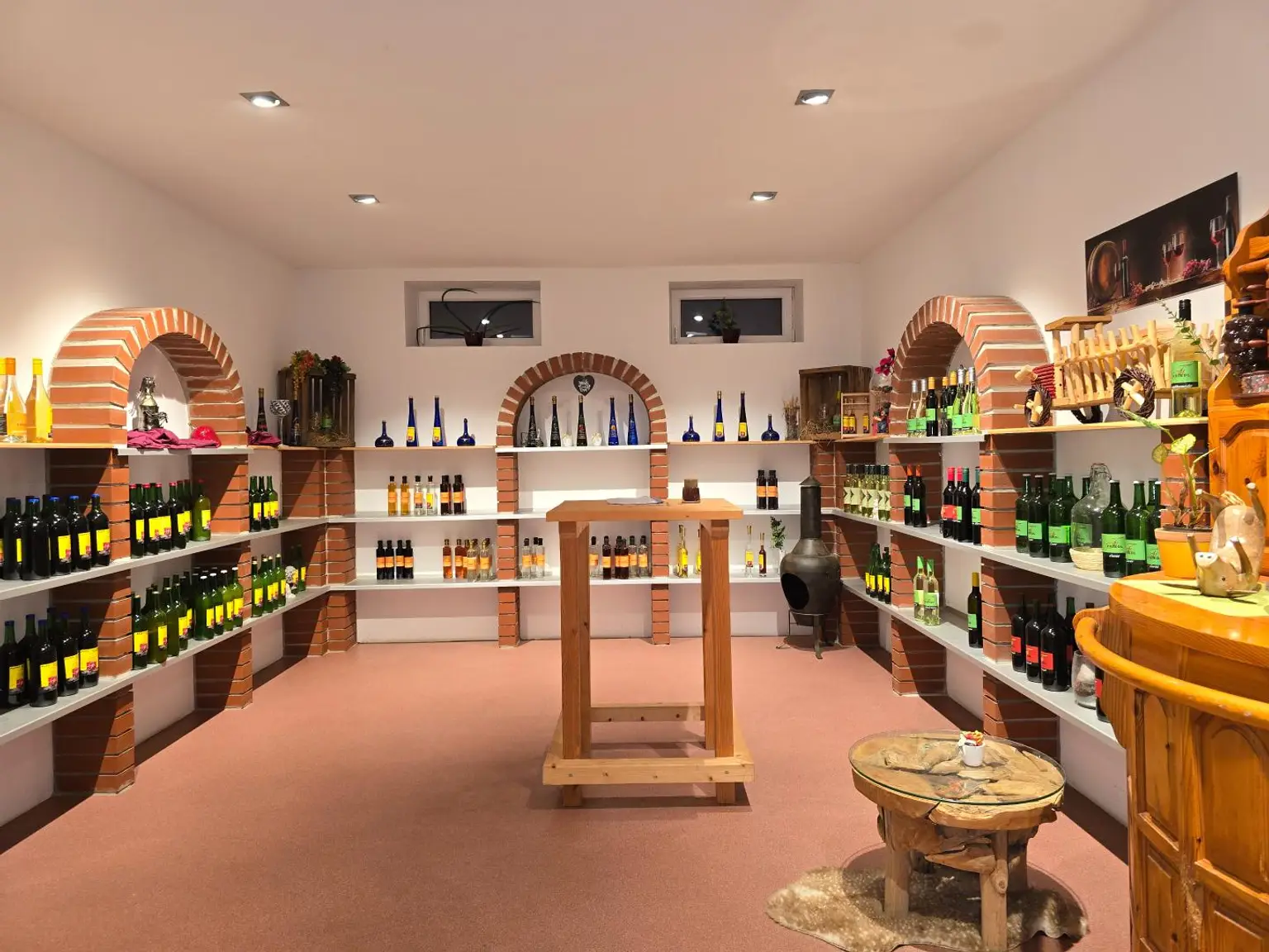 Großes Haus für Visionäre in Aussichtslage (Buschenschank, Weingärten)