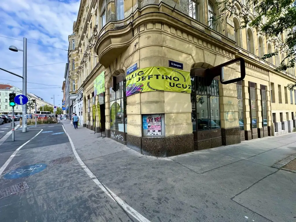 Branchenfreies Geschäftslokal in stark frequentierter Lage
