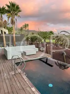 c1fd8204-dedd-4019-b489-03068a20d4ab