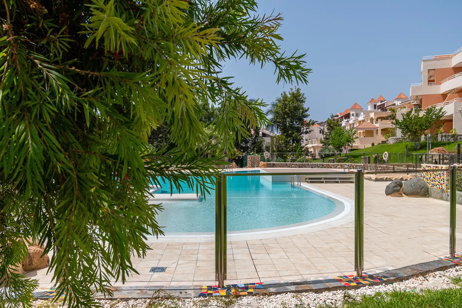 Oasis-La-Caleta-Community-Pool-Tenerife-2