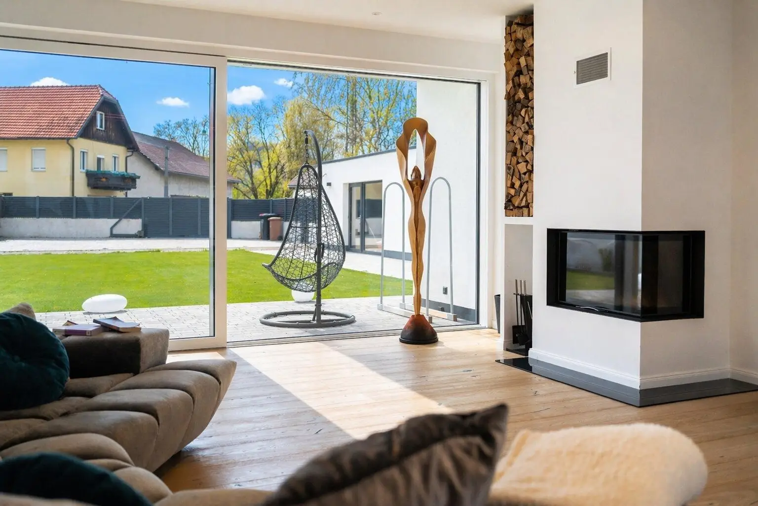 07 Wohnzimmer