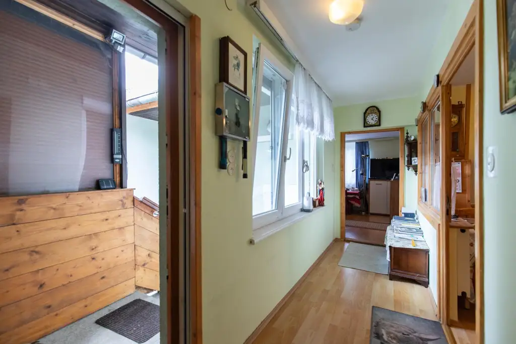 Platz für Ideen, Raum für Träume- Haus mit 2 Wohneinheiten und mit großem Garten in Gols