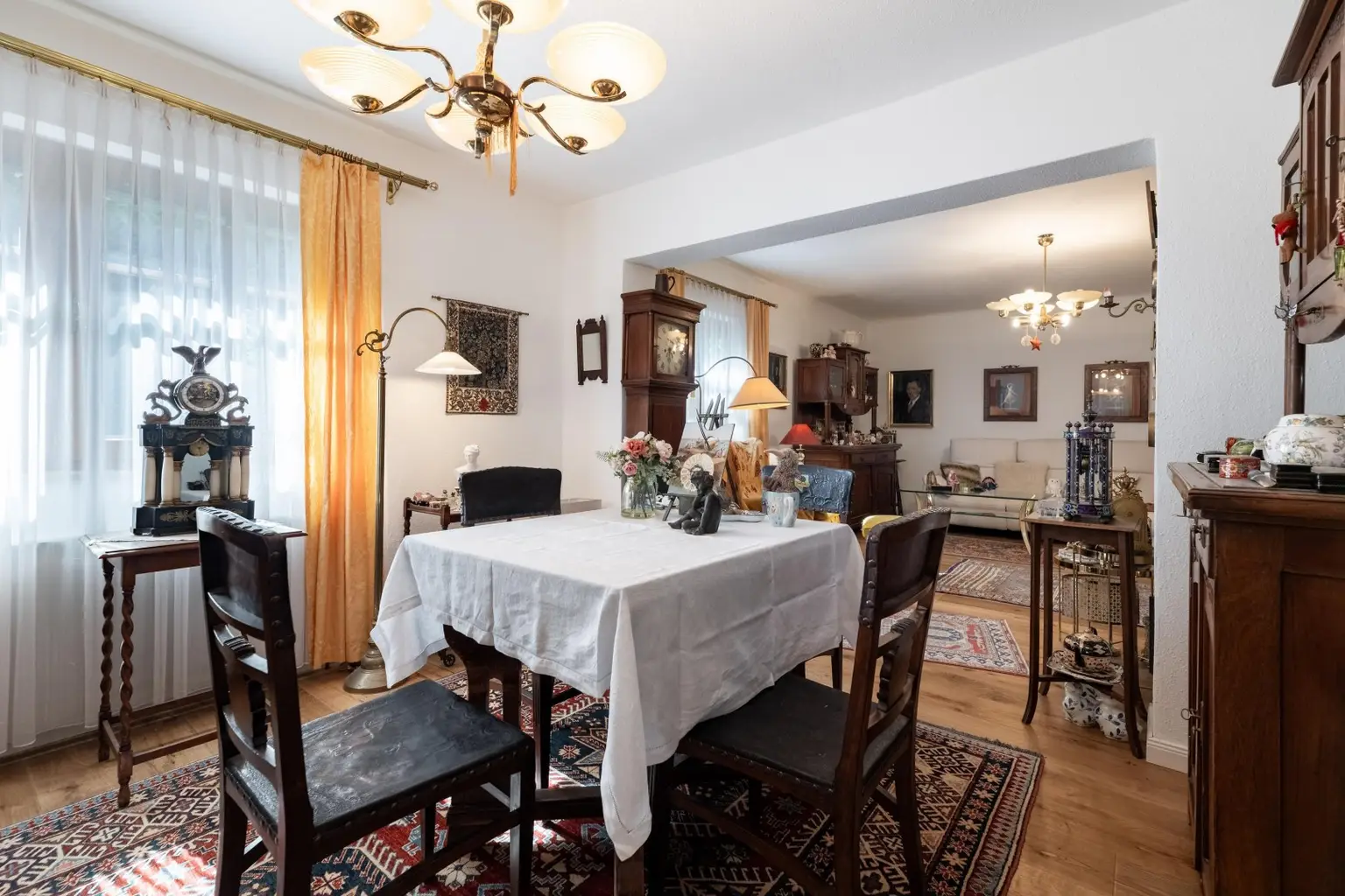 4. Esszimmer