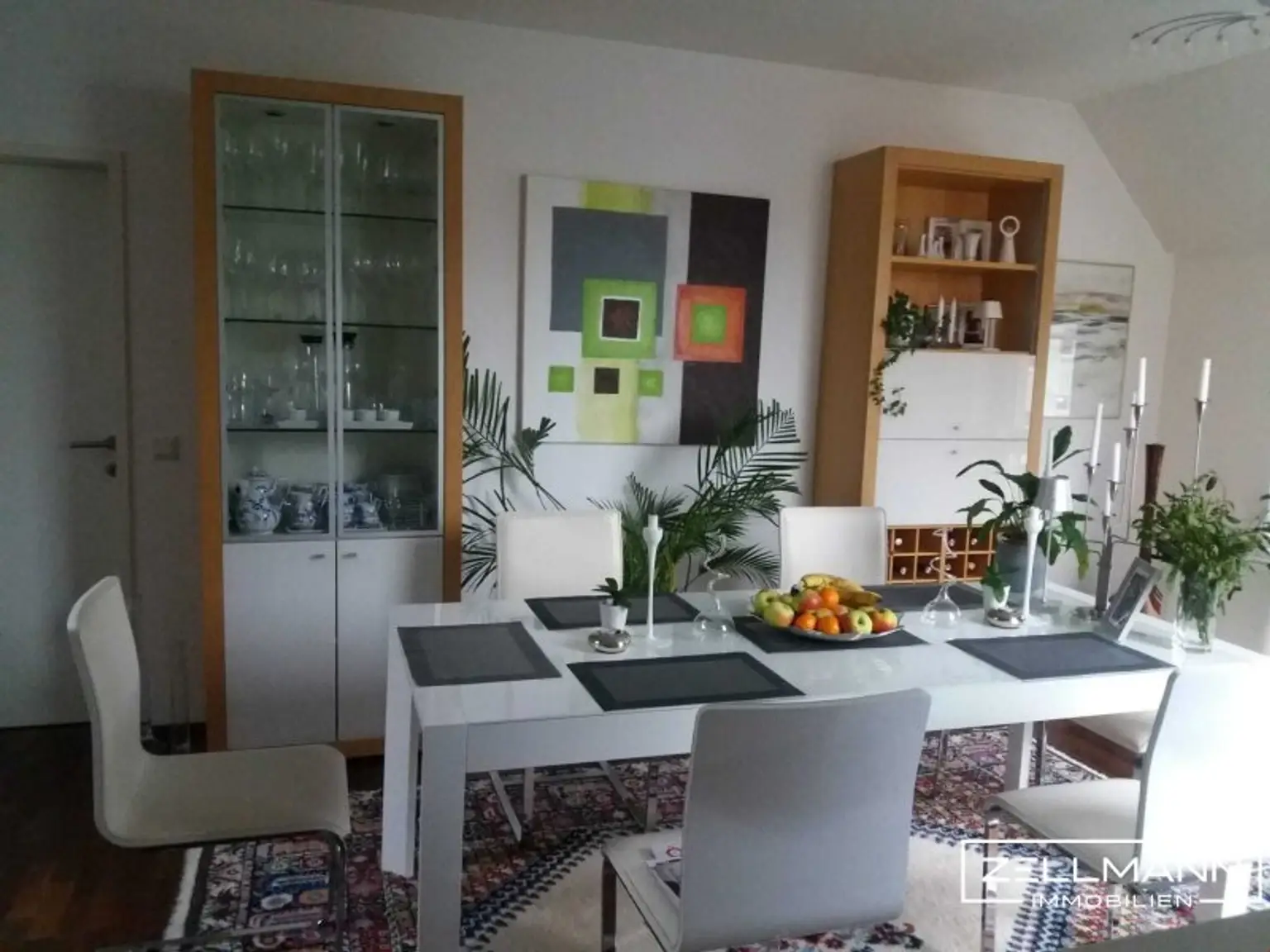 „Ein Ort zum Aufatmen – Lichtdurchflutete Dachterrassen-Maisonette mit Stil“ | ZELLMANN IMMOBILIEN
