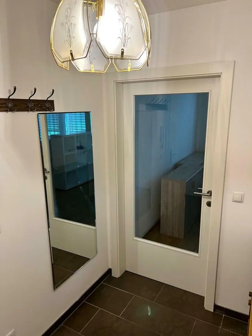 ab 1.1.2026 - 2 Zimmer Wohnung mit befestigter Terrasse und Grünbereich im Innenhof, ideal für Haustiere!