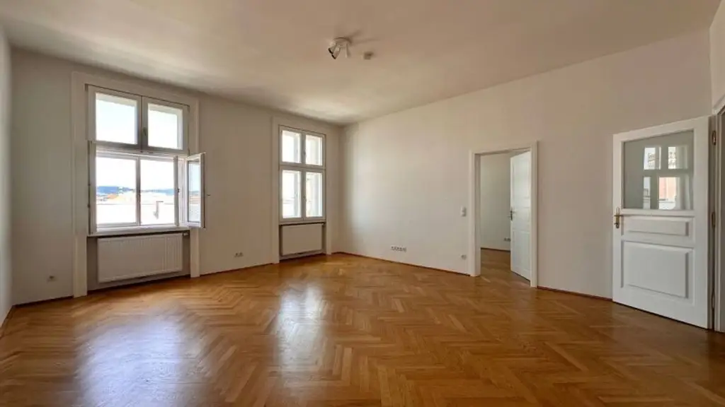 Wohnung im 1. Bezirk mit traumhaftem Ausblick & Garage