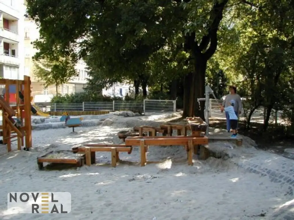 Charmante und lichtdurchflutete Wohnung mit Loggia!!!