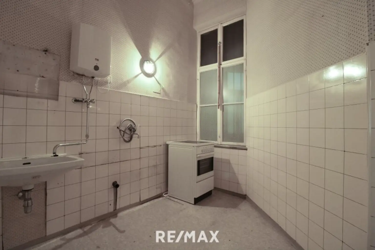 Altbau mit Potenzial im Herzen von Neubau