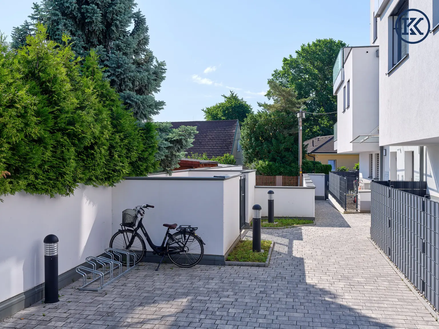 Traumhafte Gartenwohnung in Top-Lage nahe UNO City – Sofort beziehbar!