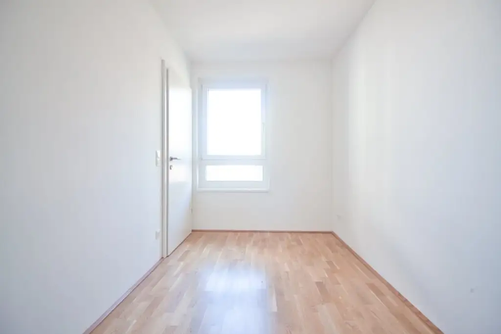 Arbeiten & Wohnen vereint – moderne 2-Zimmer-Wohnung mit Balkon & angrenzendem Büro mit separatem Zugang