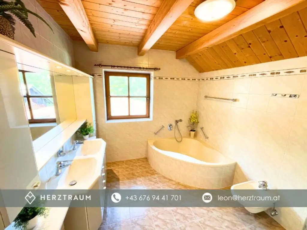 Exklusives Haus mit direktem Seeblick || 4 Zimmer, Balkon, Terrasse || Toplage Oberdorf ||