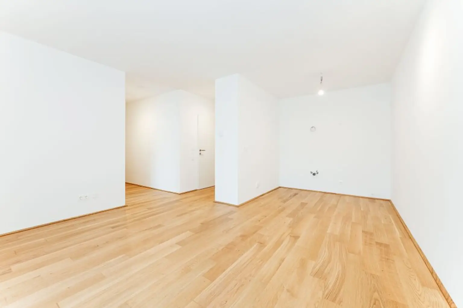 Erstbezug ab Dezember! 2-Zimmer-Balkonwohnung inkl. Stellplatz und Garten zu vermieten!