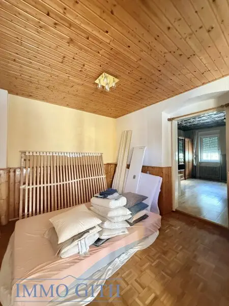RUHIGE SACKGASSENLAGE MIT POTENZIAL – 652 M² GRUNDSTÜCK MIT EINFAMILIENHAUS, POOL & EINREICHPLAN IN GUNTRAMSDORF ZU KAUFEN!