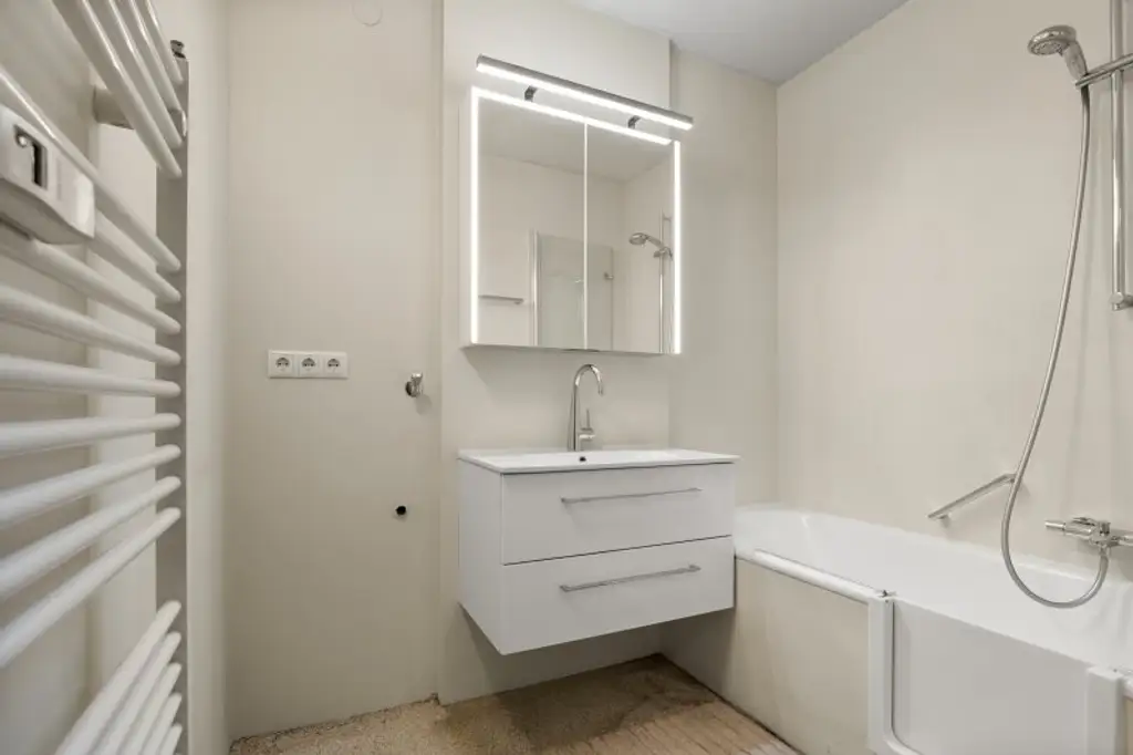 Schöne große Wohnung in ruhiger Lage mit Nähe zum Bodensee