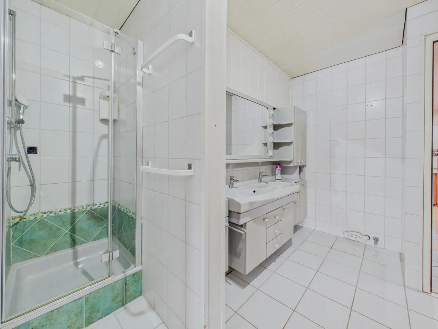 Badezimmer 2
