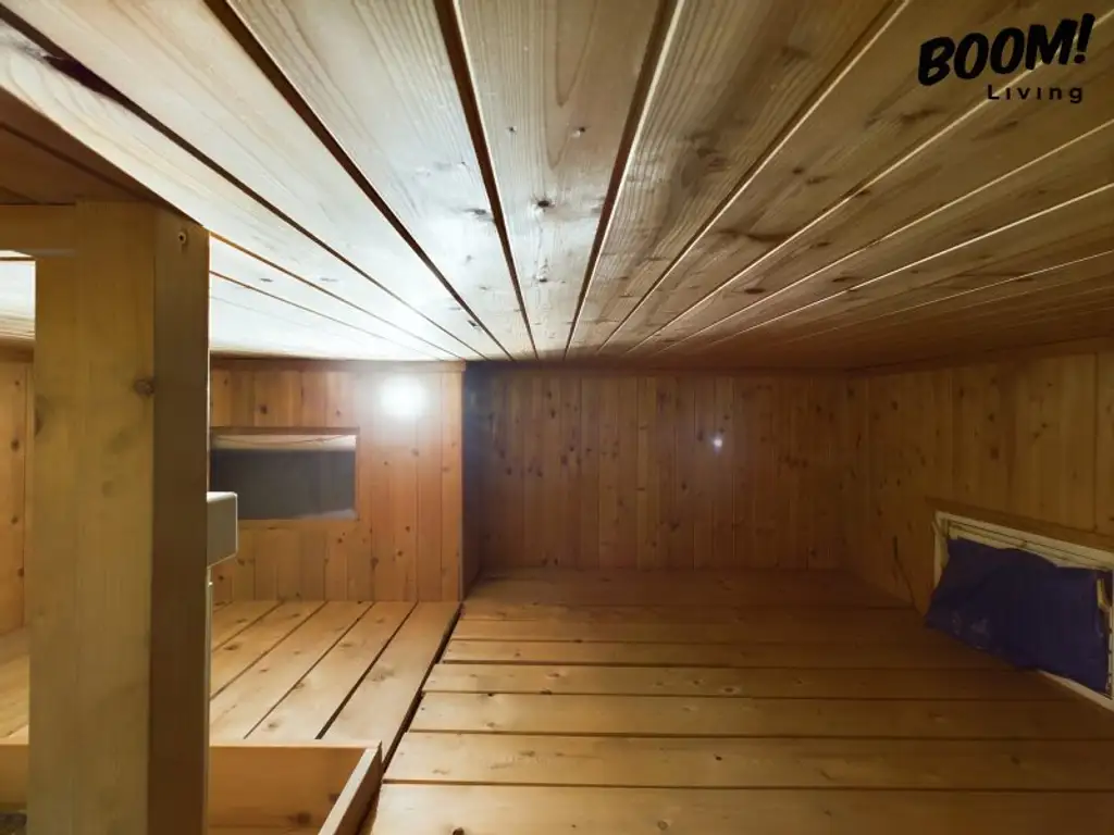 Hustler Büro
