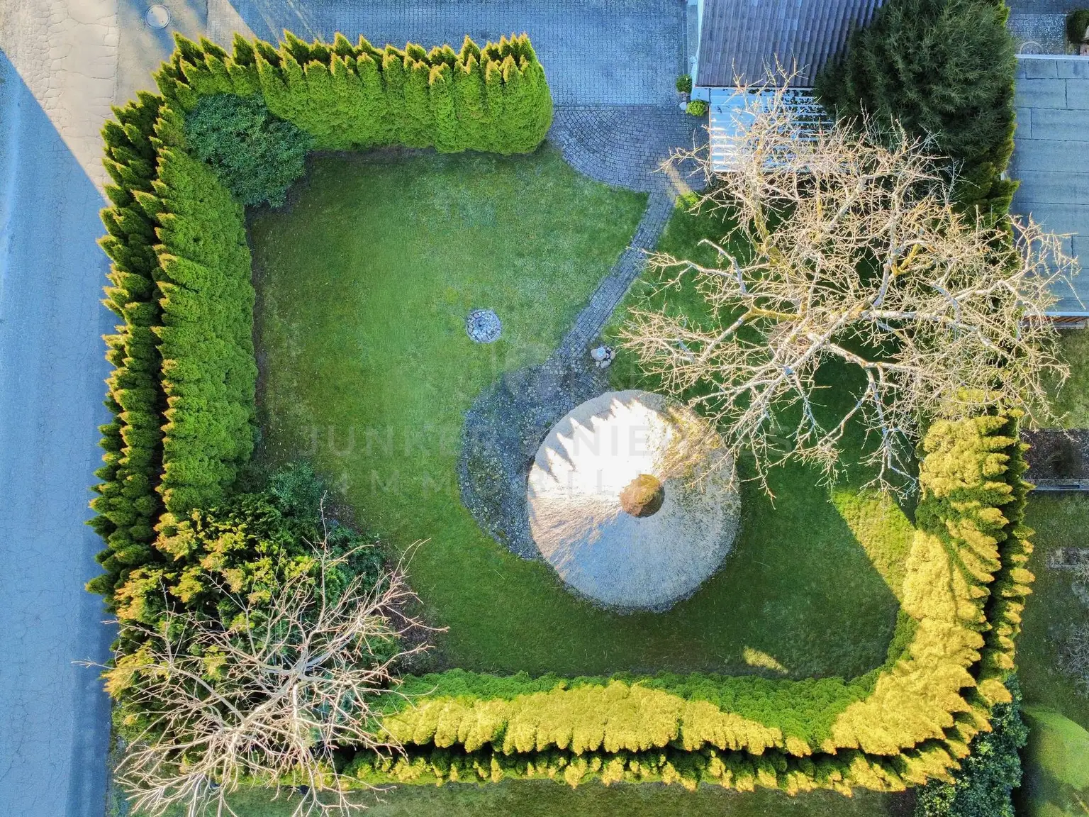 Blick auf das Grundstück