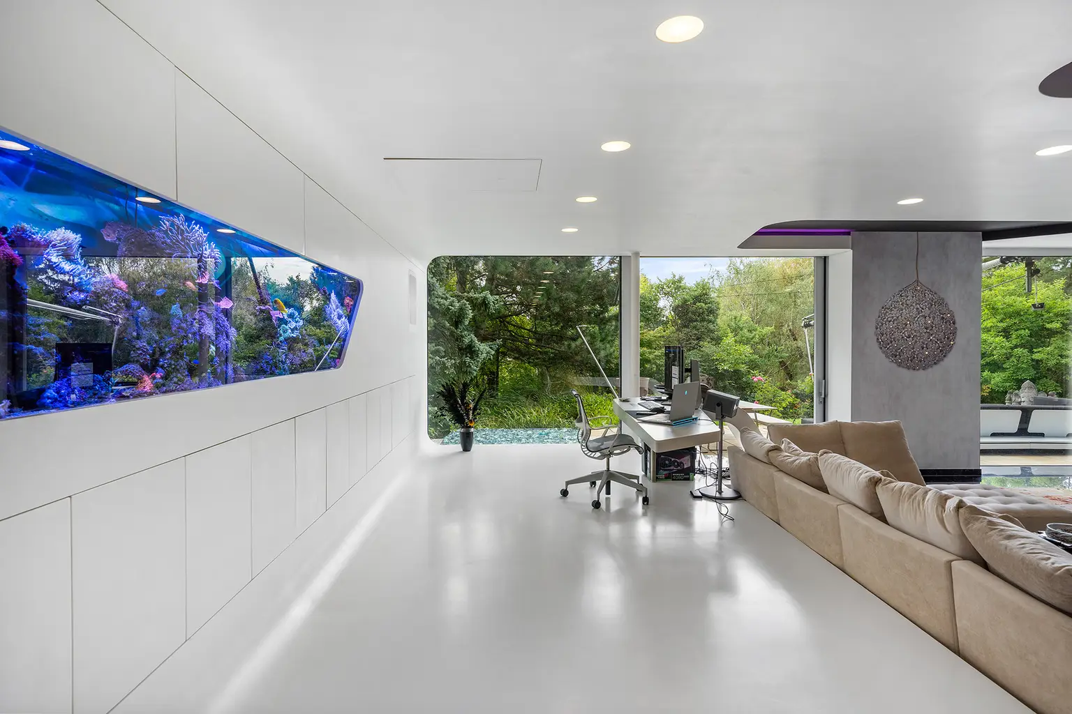 Außergewöhnlich futuristische Architektur mit "WOW"-Effekt und Indoor Pool in Liesing – The White Pearl