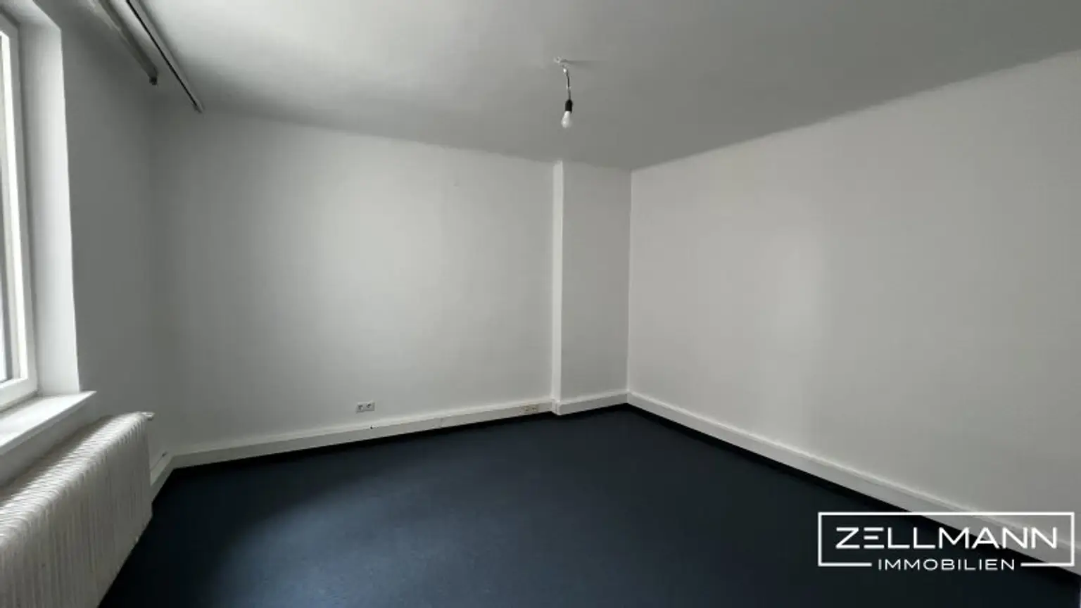 Exklusives Dachgeschossbüro nahe dem Wiener Schwarzenbergplatz – Stil trifft Lage. | ZELLMANN IMMOBILIEN