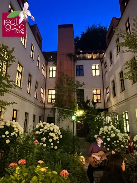 Miete mit Kaufoption: Rarität im Biedermeierhaus: Wohnen in einem wunderbar renovierten und denkmalgeschützten Kleinod