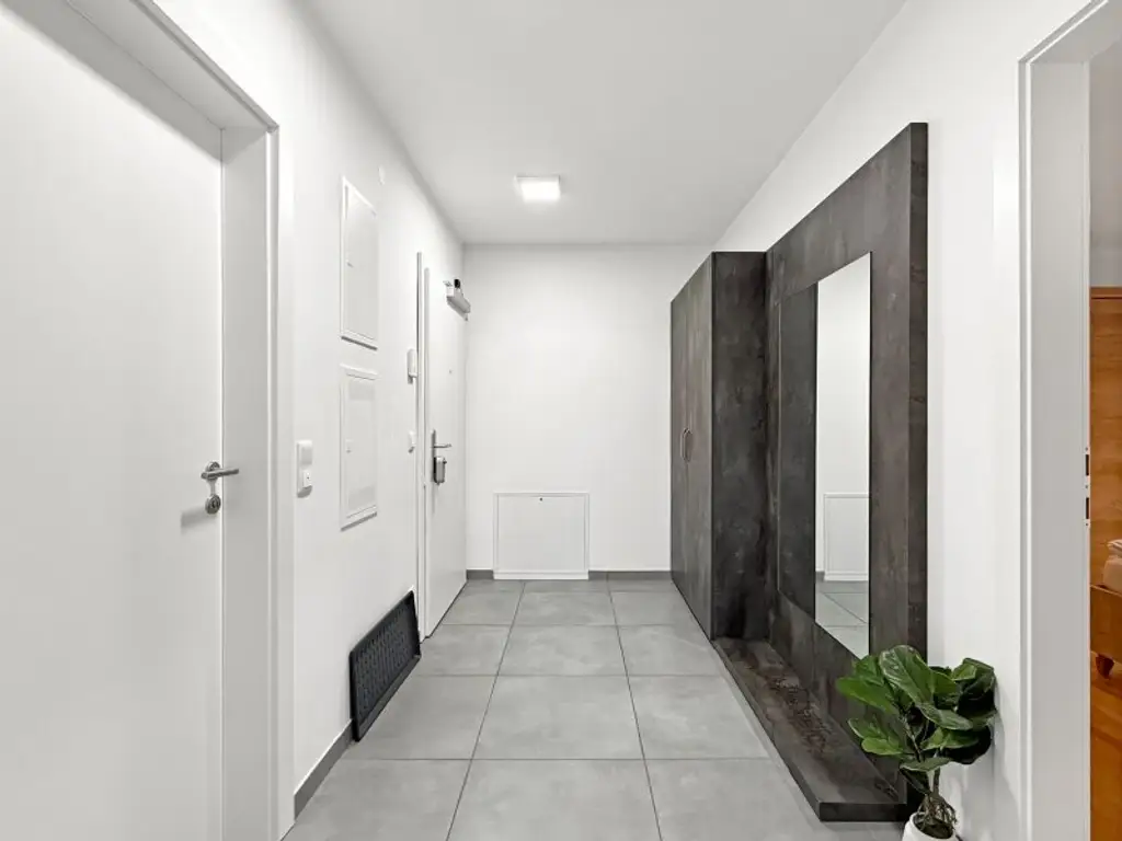 Airbnb | 2-Zimmer Wohnung im 5. Obergeschoss | Voll möbliert in 1100 Wien