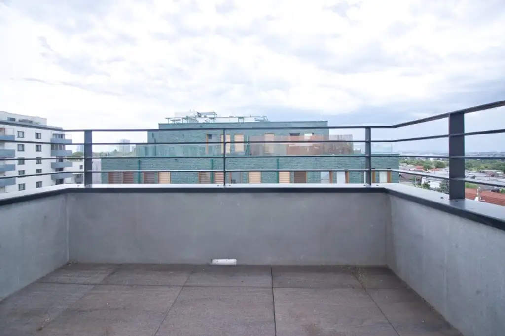 65m2 Terrasse | 3-Zimmer-Wohnung mit Terrasse und Balkon