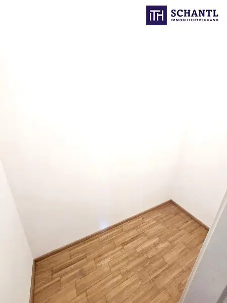 Ihre Wohlfühl-Oase in Best- und Ruhelage! Donauzentrum und Alte Donau um´s Eck! 3 ruhige Zimmer in Hoflage + Terrasse + Ideale öffentliche Anbindung! Jetzt zugreifen!