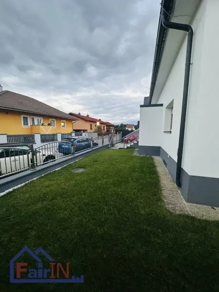 Traumhaus in Sollenau: Gepflegtes 140m² Heim mit Garten, Garage!