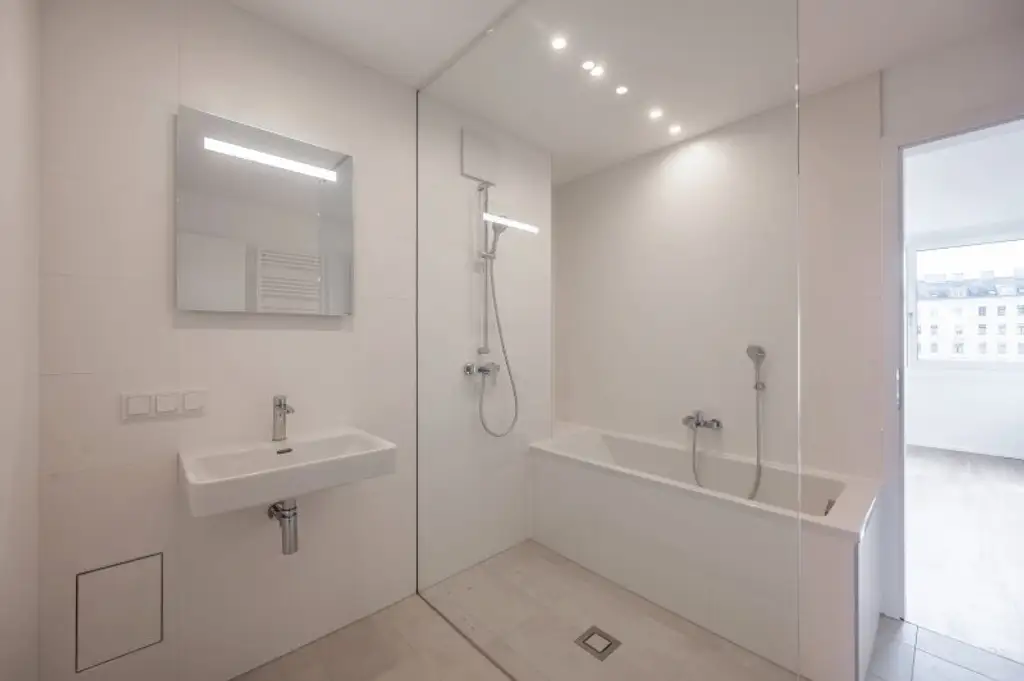 ++MOLLARD 50++ Elegant 3-room apartment in Vienna’s vibrant city core (1/22)