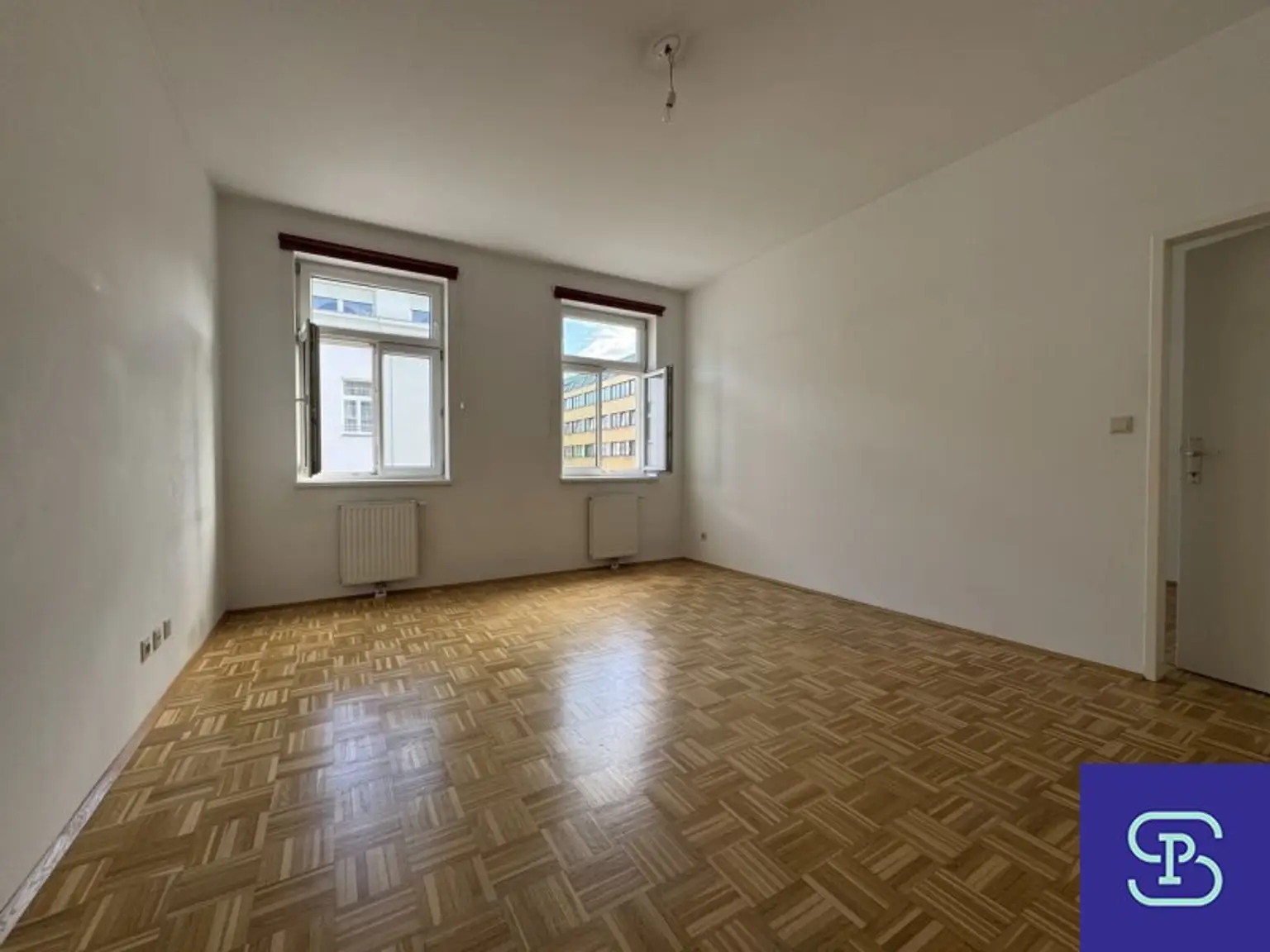 Provisionsfrei: Unbefristeter 45m² Altbau mit 2 Zimmern und Einbauküche - U1-Nähe!