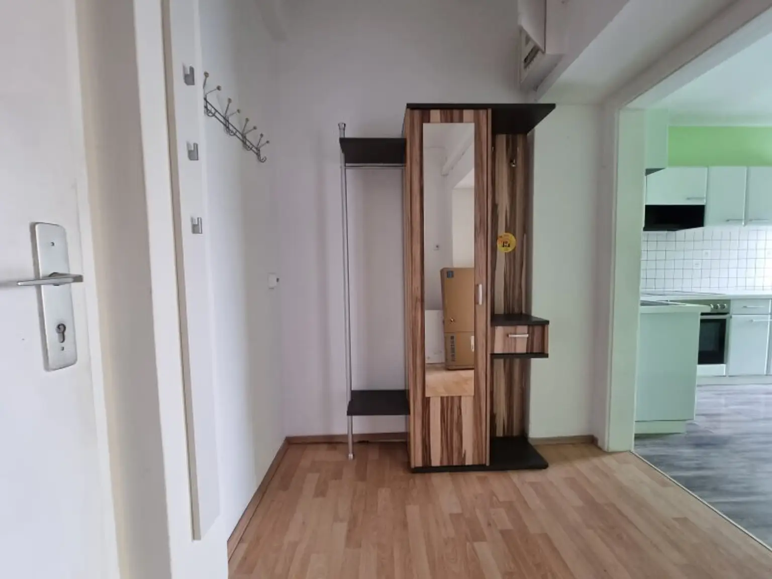 Gepflegte 2-Zimmer-Wohnung mit Terrasse in zentraler Lage!