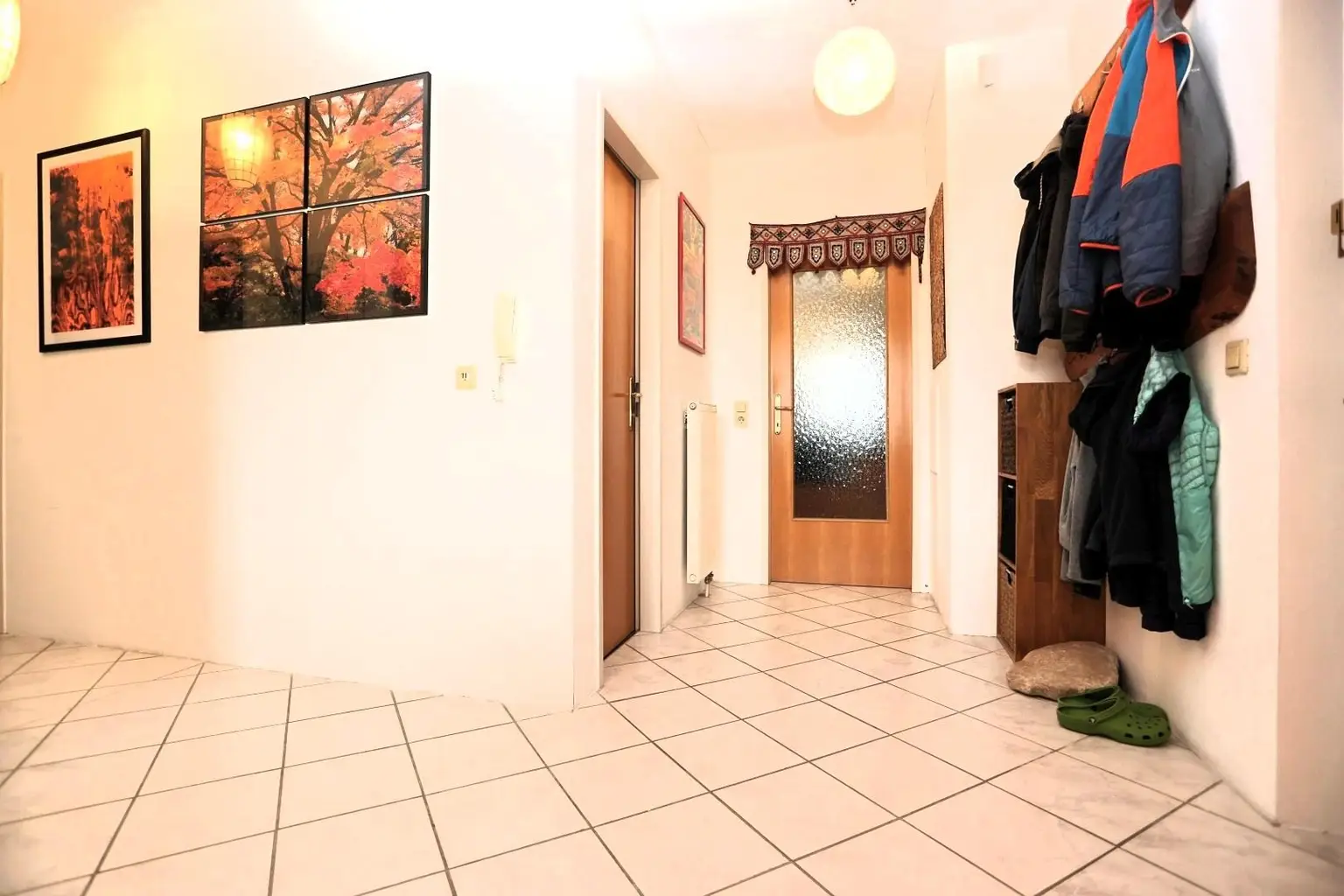 Wohlfühl-4-Raum-Eigentumswohnung mit ganzjährig sonniger Loggia und TG-Stellplatz