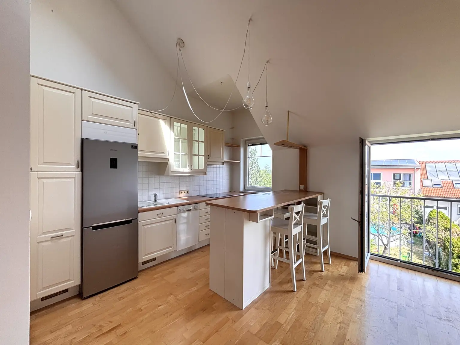Zwei Zimmerwohnung mit Wienblick (inkl. Garagenabstellplatz)