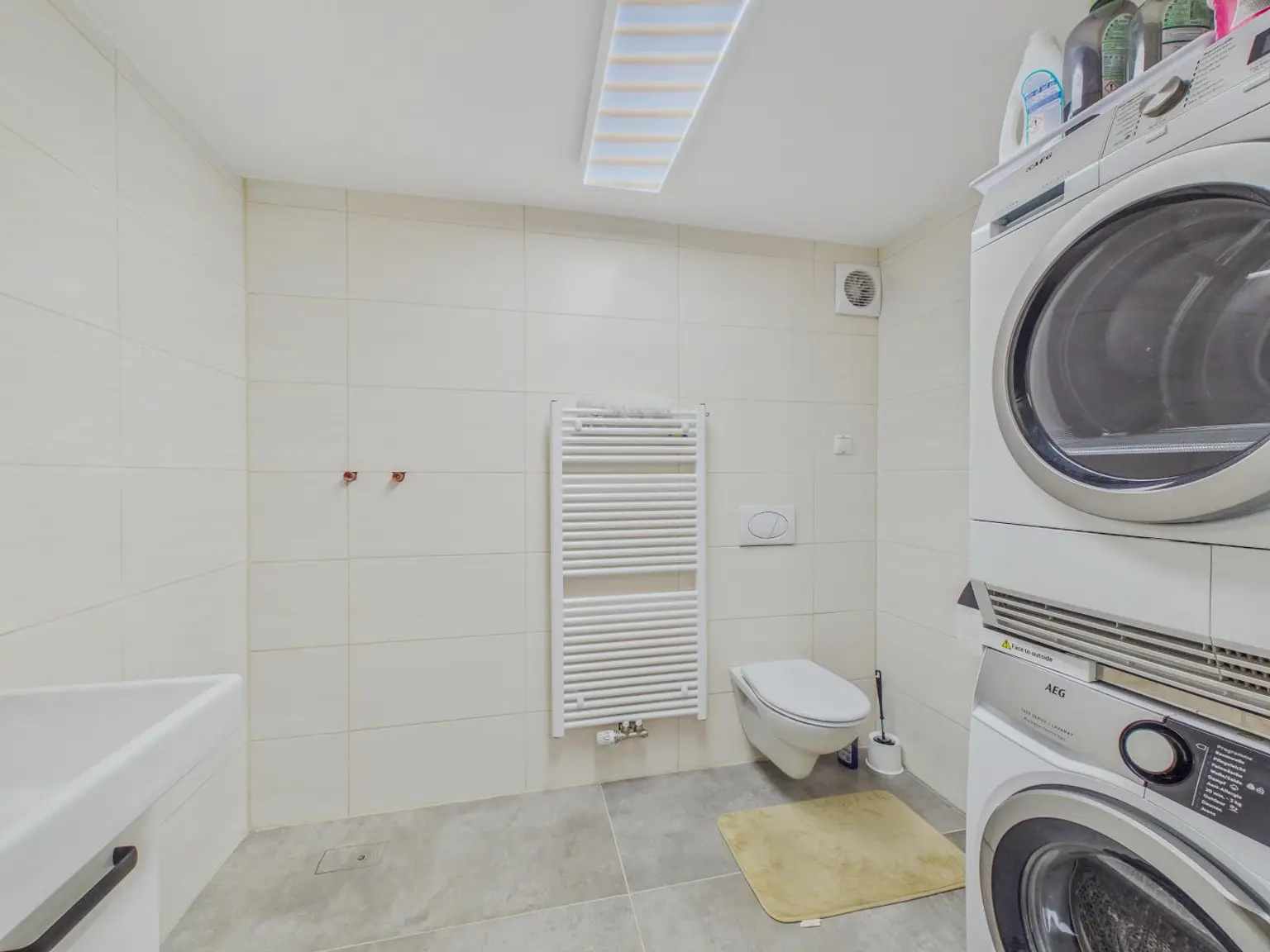 Badezimmer EG 2