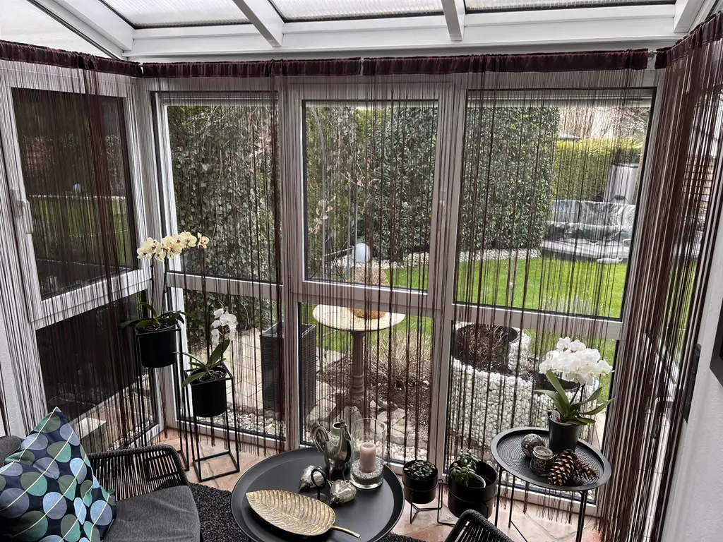 Moderne Gartenwohnung mit Pool: Komfortables Wohnen in Wals- Siezenheim für anspruchsvolle Genießer