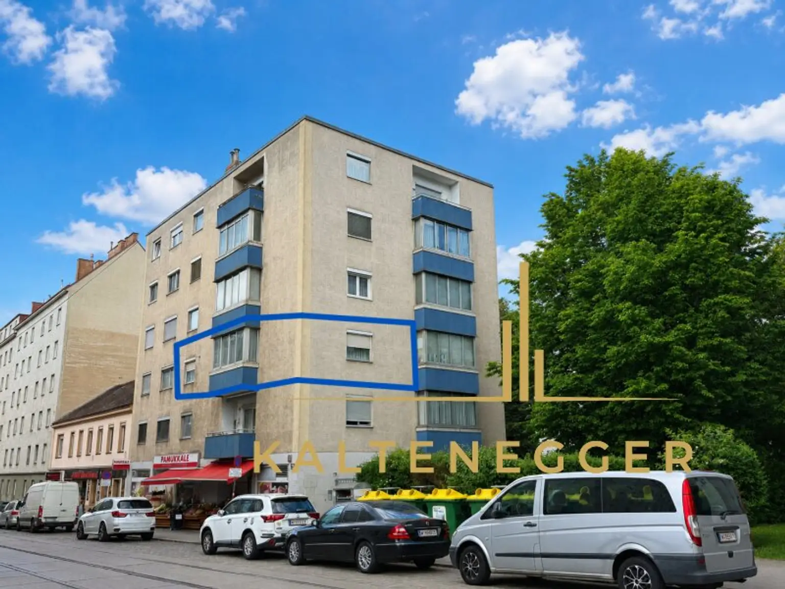 Aussenansicht - Wohnung im 2. Stock: Schlafzimmer rechts zum Innenhof