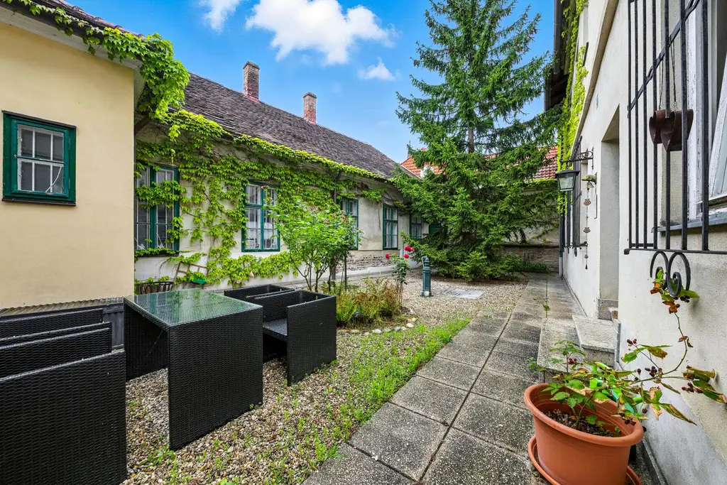 STILALTBAU STADTRESIDENZ-  ALLES WAS DAS STILALTBAU HERZ BEGEHRT!