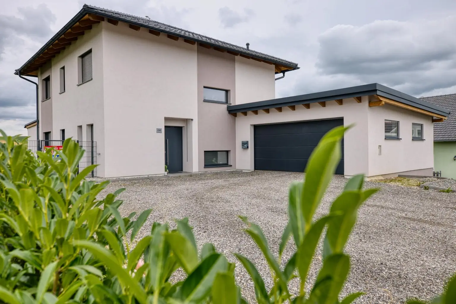 Ihr Wohntraum wartet: Energieeffizientes Zuhause in ruhiger Siedlungslage