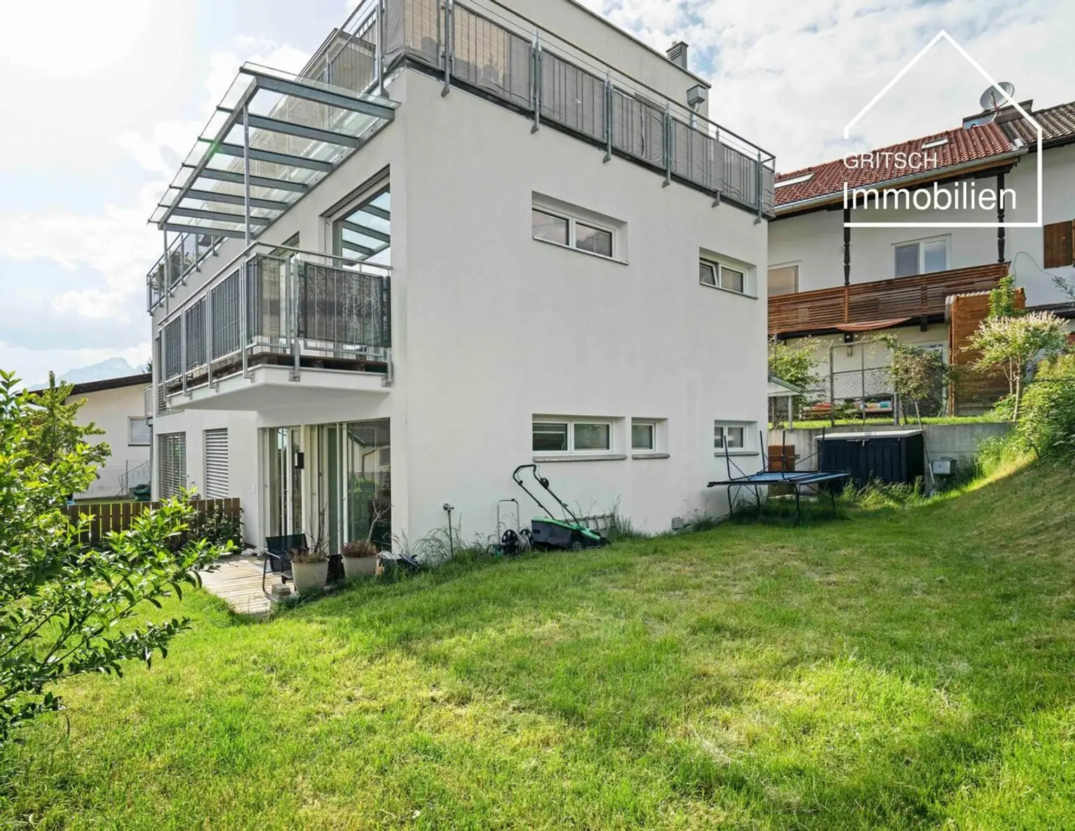 ABSAM - Sonnige Doppelhaushälfte mit Stil und Aussicht !