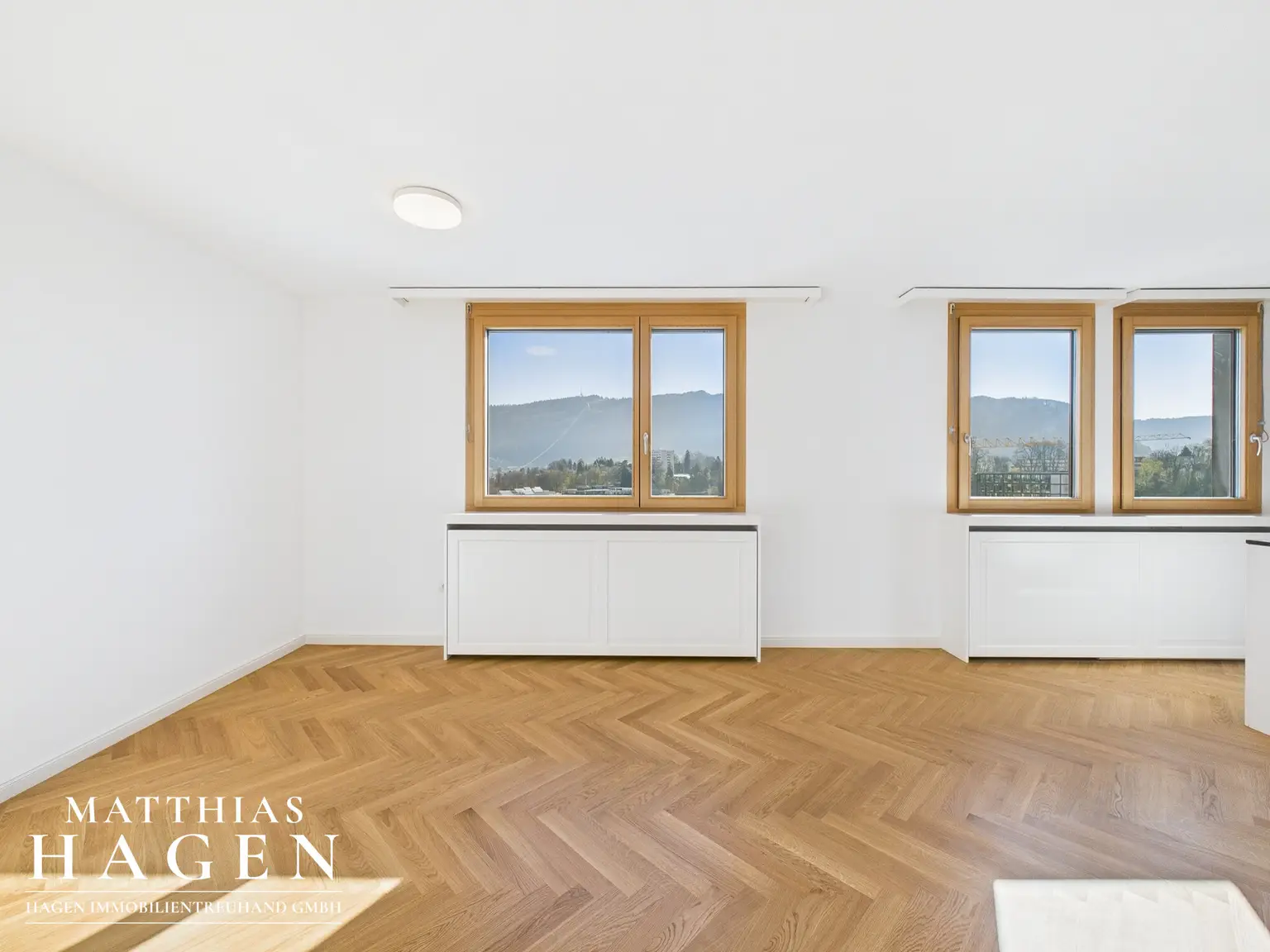 Zweitwohnsitz möglich: Neu renovierte 2 Zimmerwohnung mit Blick zum Bodensee