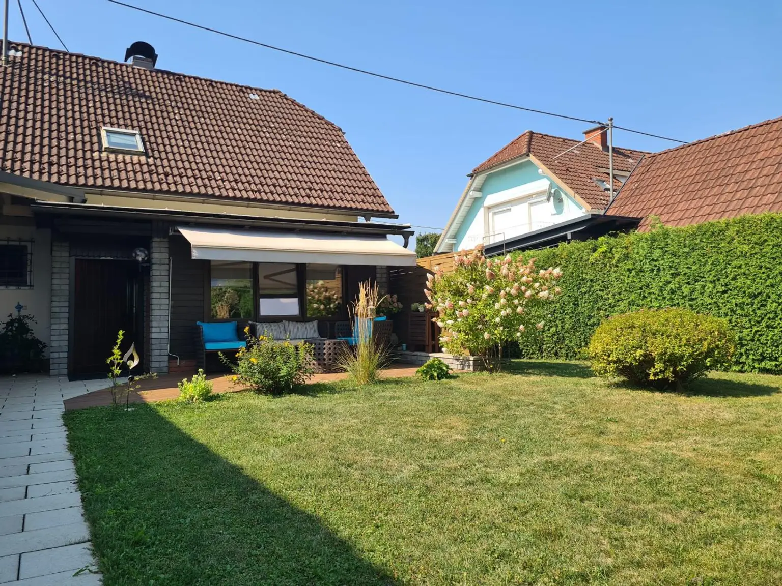 Einfamilienhaus mit wunderschöner Außenanlage in Tainach