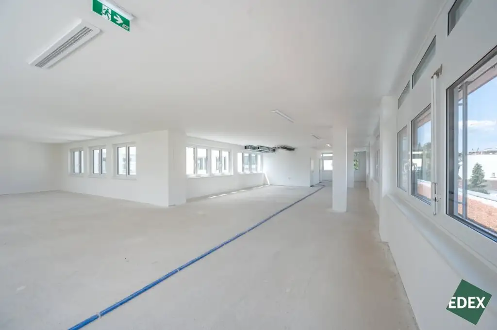 Erstbezug: Moderne Bürofläche in Hietzinger Bestlage