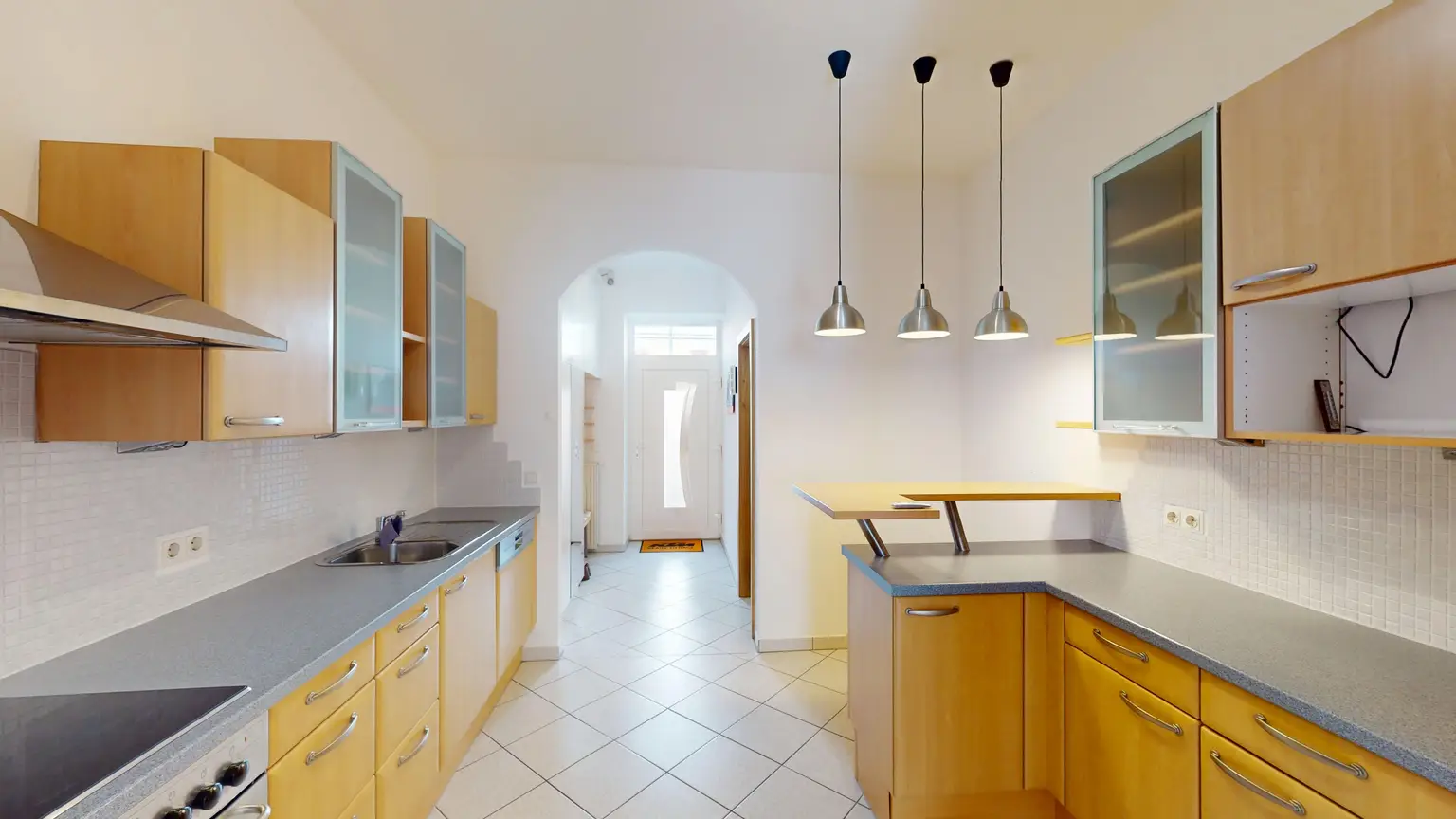 Sehr helle Maisonette-Wohnung mit Terrasse & Garten in zentraler Lage von Korneuburg – Wohnen im generalsanierten Backsteinbau